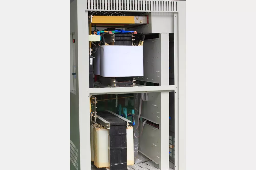 3 Phase 1000KVA SCR Static AVR